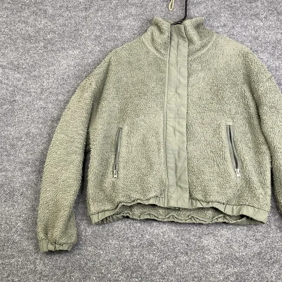 Vuori Sherpa Fleece Jacket Womens Medium Green Full Zip Lined Pockets Cozy - Picture 2 of 12